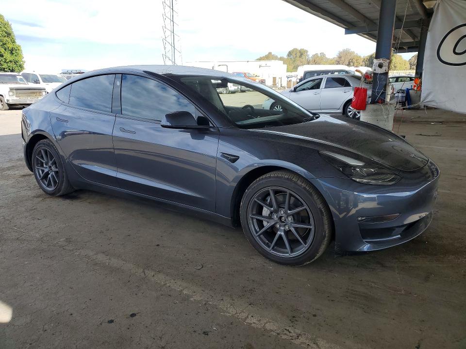 2023 Tesla Model 3 მანქანა იყიდება აუქციონზე, vin: 5YJ3E1EB1PF636338, აუქციონის ნომერი: 61801806