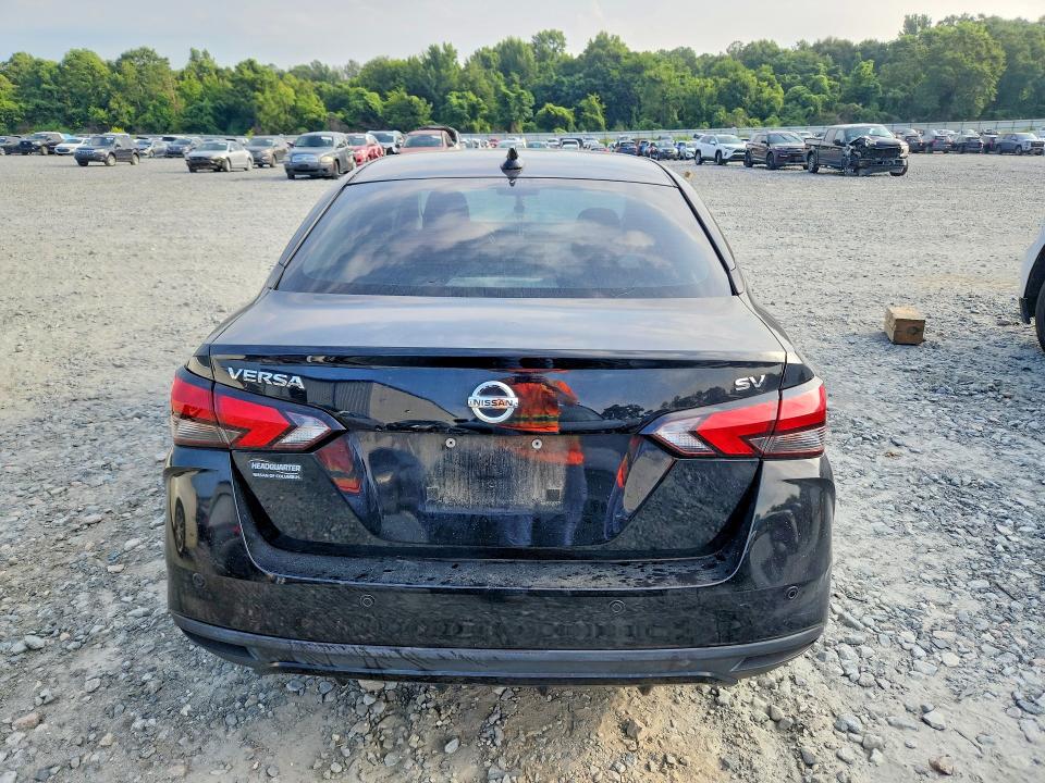 58739176 :رقم المزاد ، 3N1CN8EV0ML893817 vin ، 2021 Nissan Versa مزاد بيع