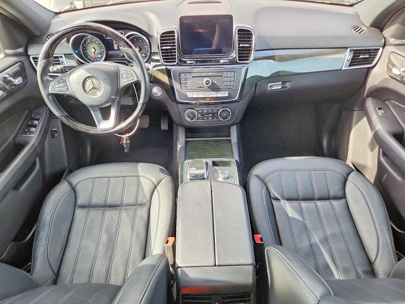61573686 :رقم المزاد ، 4JGDA5JB3JB053868 vin ، 2018 Mercedes-benz Gle مزاد بيع