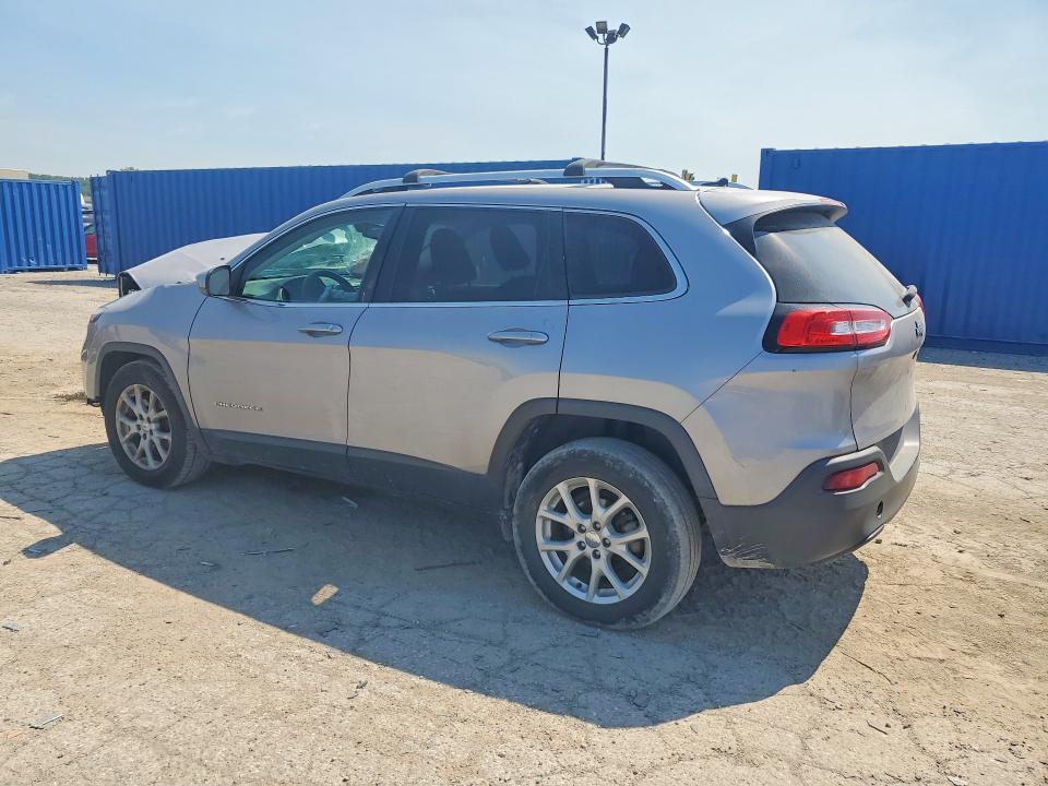 61044976 :رقم المزاد ، 1C4PJLCB8JD605372 vin ، 2018 Jeep Cherokee مزاد بيع