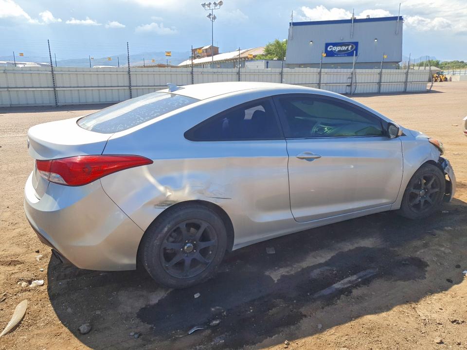 60366366 :رقم المزاد ، KMHDH6AE8DU003598 vin ، 2013 Hyundai Elantra Coupe مزاد بيع