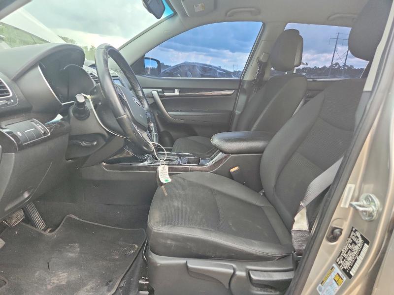 2015 Kia Sorento მანქანა იყიდება აუქციონზე, vin: 5XYKT4A62FG580817, აუქციონის ნომერი: 59313366