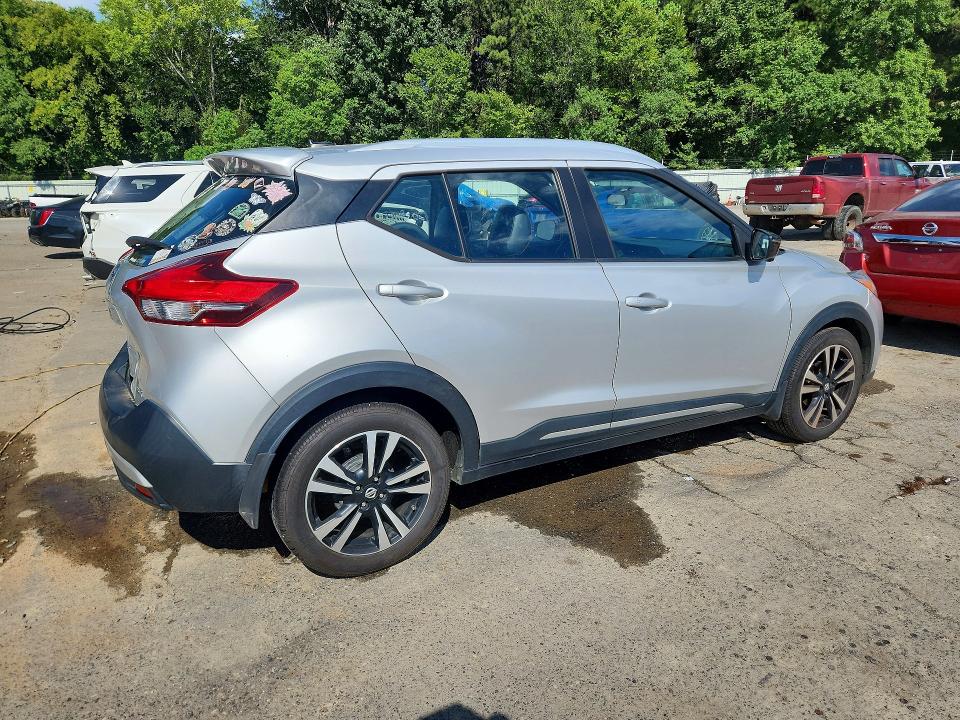 Продаж на аукціоні авто 2019 Nissan Kicks, vin: 3N1CP5CUXKL503676, номер лоту: 62257716