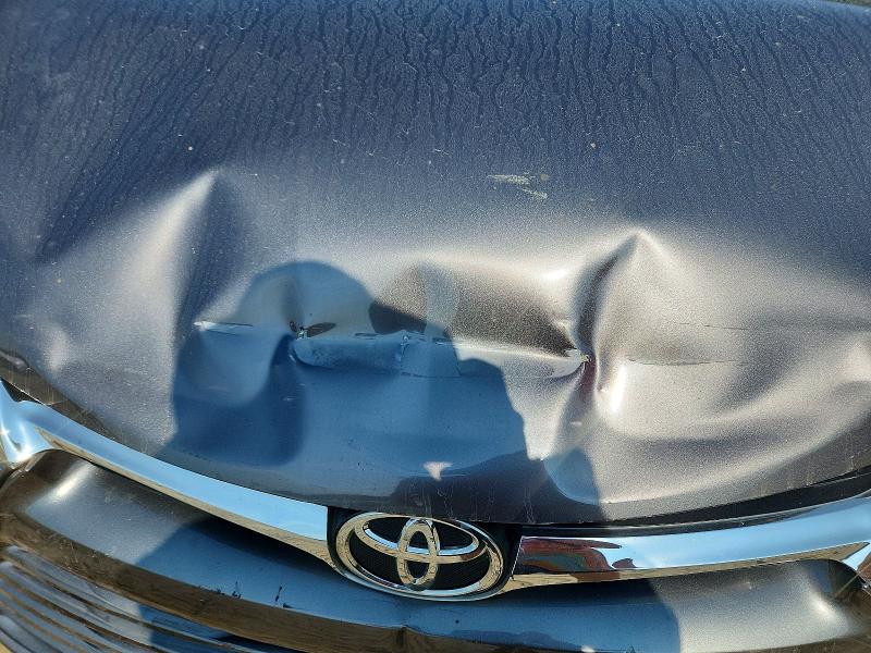 Aukcja sprzedaży 2016 Toyota Camry, vin: 4T4BF1FK6GR526577, numer aukcji: 61163296