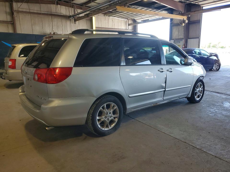 2006 Toyota Sienna მანქანა იყიდება აუქციონზე, vin: 5TDZA22C86S525093, აუქციონის ნომერი: 62647466
