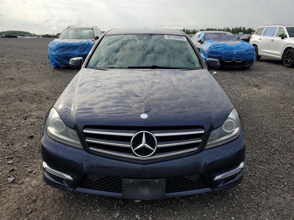 63150996 :رقم المزاد ، WDDGF8AB6EA939950 vin ، 2014 Mercedes-benz C مزاد بيع
