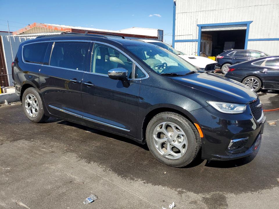 Продажа на аукционе авто 2023 Chrysler Pacifica, vin: 2C4RC1GGXPR515417, номер лота: 59857136