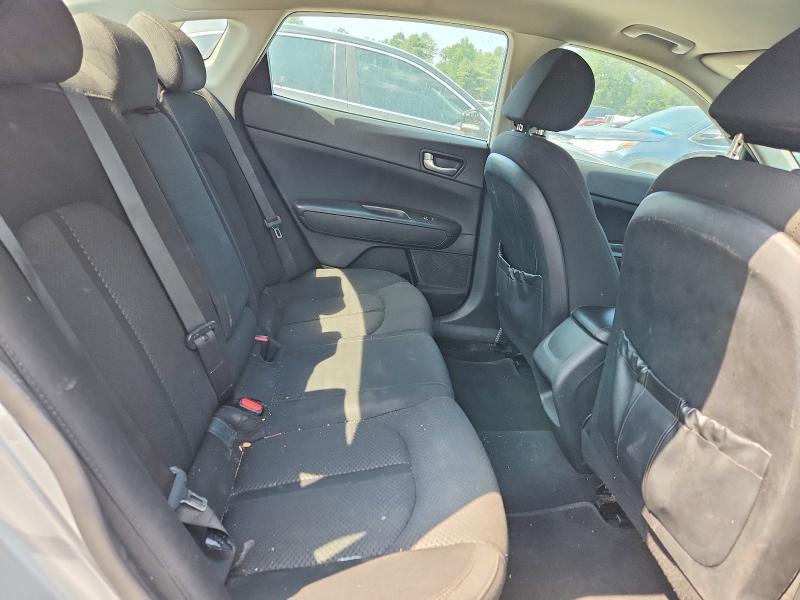 Auction sale of the 2017 Kia Optima, vin: 5XXGT4L38HG121811, lot number: 63579936