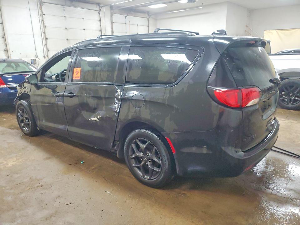 62408606 :رقم المزاد ، 2C4RC1GG3LR132591 vin ، 2020 Chrysler Pacifica مزاد بيع