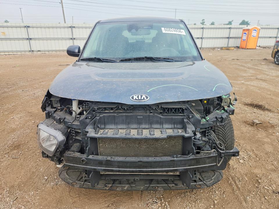60824856 :رقم المزاد ، KNDJ23AU5L7065908 vin ، 2020 Kia Soul مزاد بيع