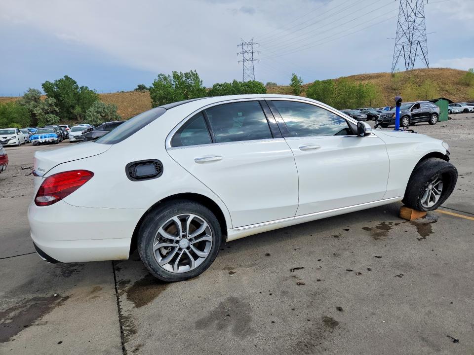 61636336 :رقم المزاد ، 55SWF4KB0GU114508 vin ، 2016 Mercedes-benz C مزاد بيع