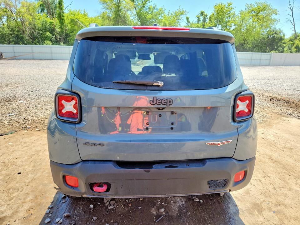 60243416 :رقم المزاد ، ZACCJBCT6GPD94006 vin ، 2016 Jeep Renegade مزاد بيع