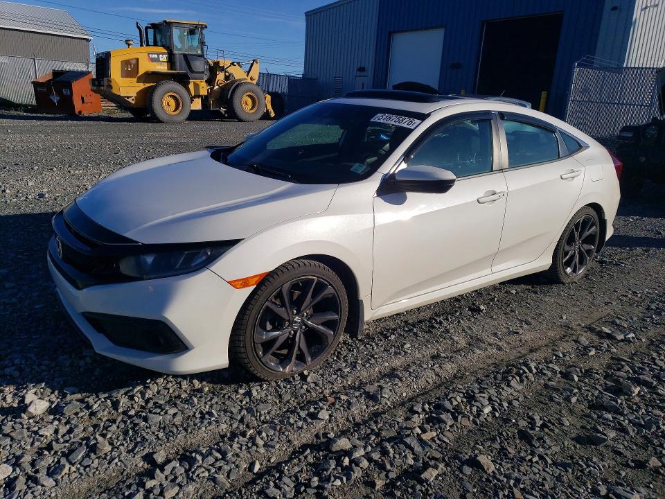 61675876 :رقم المزاد ، 2HGFC2F8XKH014515 vin ، 2019 Honda Civic مزاد بيع