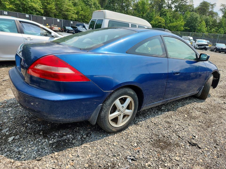 62743286 :رقم المزاد ، 1HGCM72683A027393 vin ، 2003 Honda Accord مزاد بيع