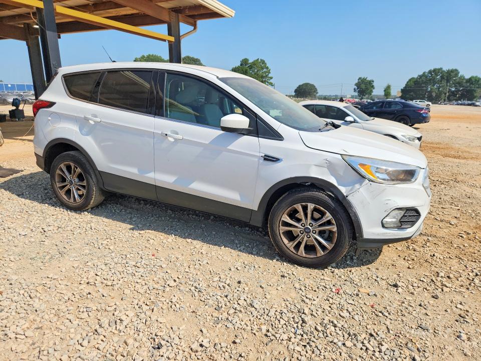Продажа на аукционе авто 2019 Ford Escape, vin: 1FMCU0GDXKUA87472, номер лота: 59258396
