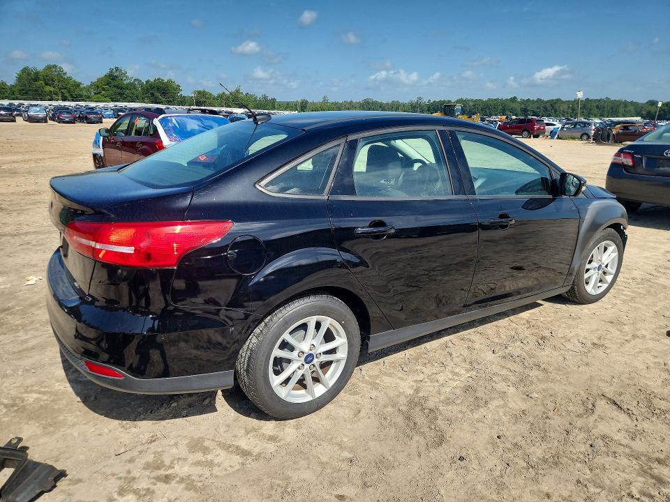 Продажа на аукционе авто 2017 Ford Focus, vin: 1FADP3F2XHL227767, номер лота: 60808146