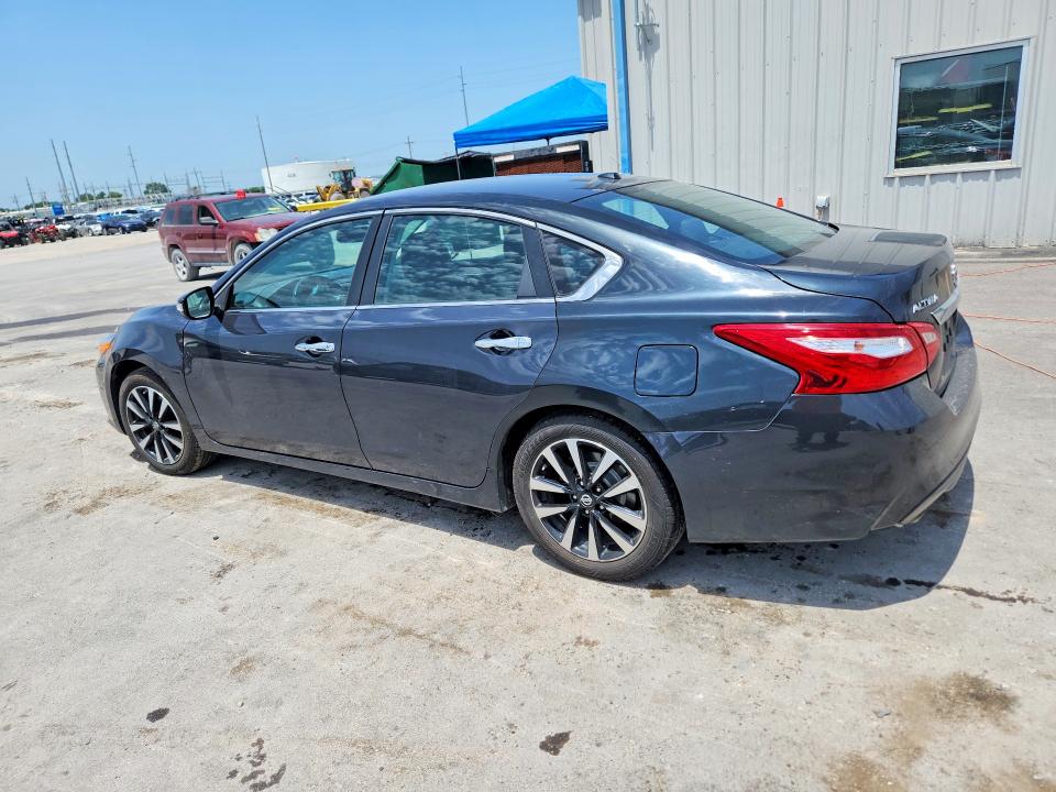 Продаж на аукціоні авто 2018 Nissan Altima, vin: 1N4AL3AP3JC181061, номер лоту: 62051426