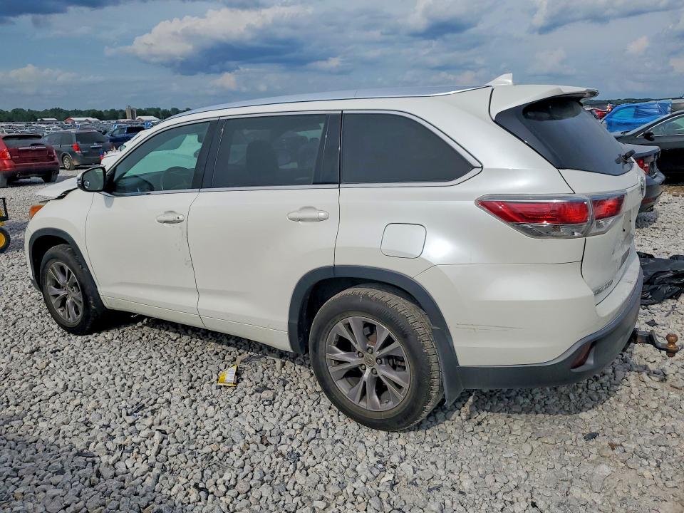 59975556 :رقم المزاد ، 5TDJKRFH7FS185086 vin ، 2015 Toyota Highlander مزاد بيع