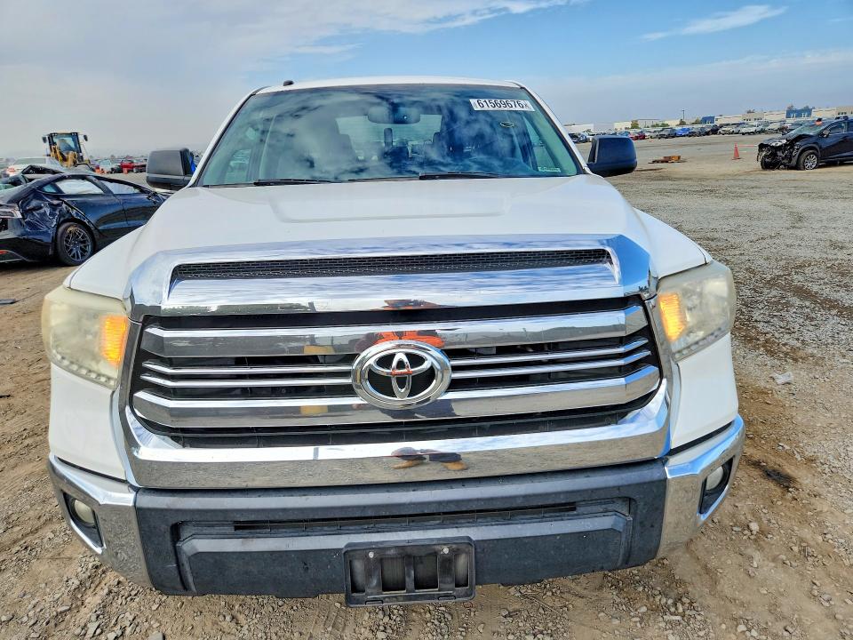 Aukcja sprzedaży 2017 Toyota Tundra, vin: 5TFEY5F1XHX225864, numer aukcji: 61569676