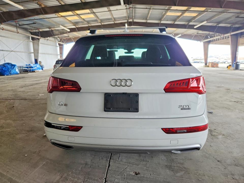 60402666 :رقم المزاد ، WA1ANAFY4J2182584 vin ، 2018 Audi Q5 مزاد بيع