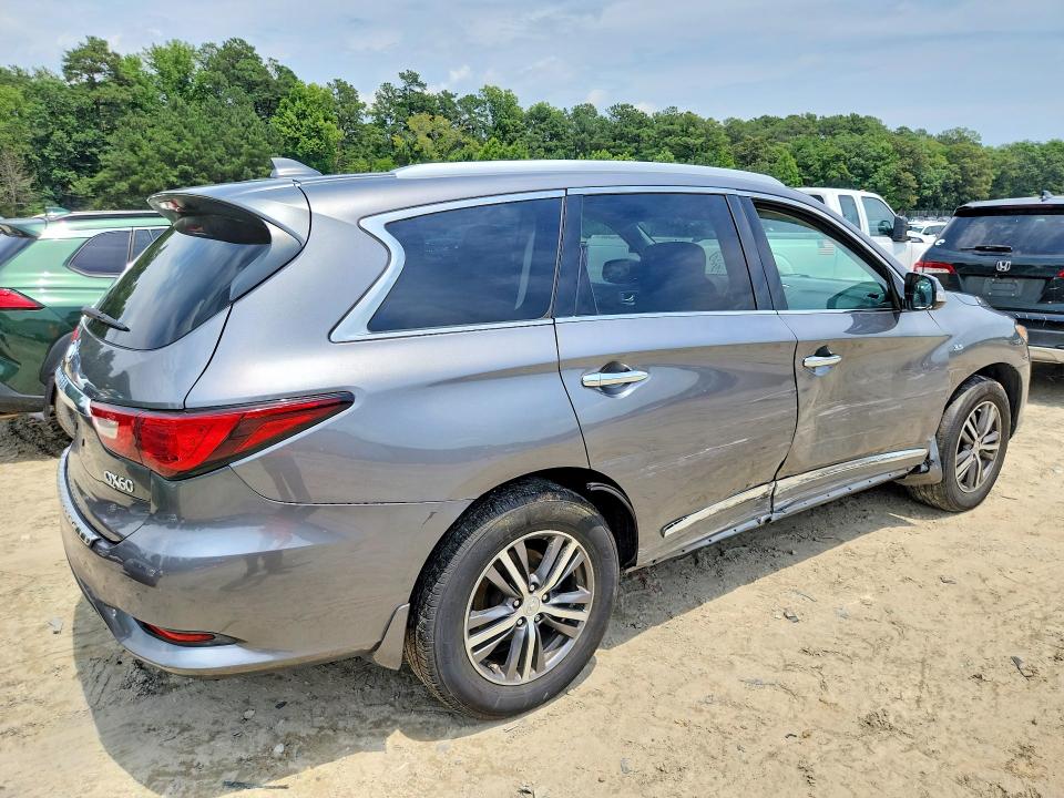 59701116 :رقم المزاد ، 5N1DL0MM8HC517185 vin ، 2017 Infiniti Qx60 مزاد بيع