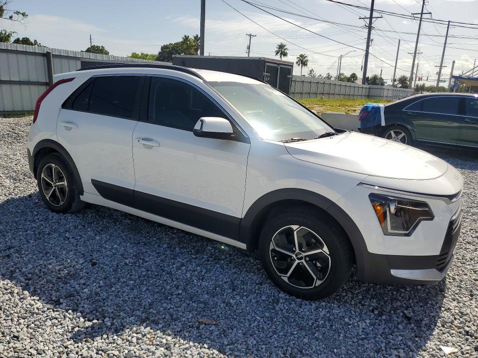 Продажа на аукционе авто 2025 Kia Niro, vin: KNDCR3LE0S5213838, номер лота: 61292726