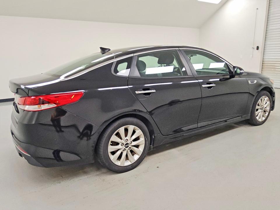Продаж на аукціоні авто 2018 Kia Optima, vin: 5XXGT4L31JG267036, номер лоту: 60396036