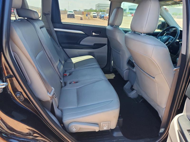 2019 Toyota Highlander მანქანა იყიდება აუქციონზე, vin: 5TDKZRFH4KS559213, აუქციონის ნომერი: 60185926