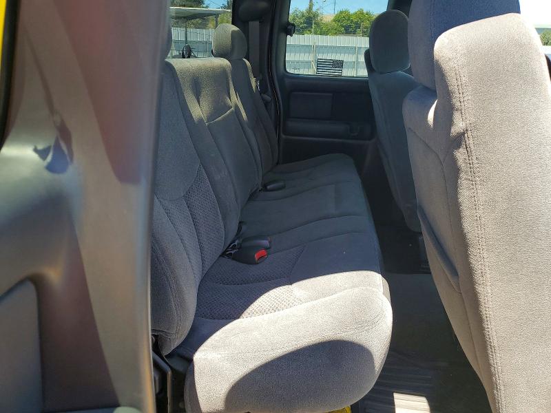 2004 Chevrolet Silverado მანქანა იყიდება აუქციონზე, vin: 1GCEC19T74Z237750, აუქციონის ნომერი: 60165596
