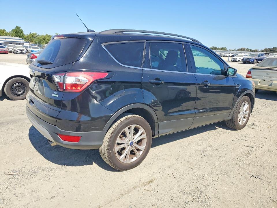 Aukcja sprzedaży 2018 Ford Escape, vin: 1FMCU0GD2JUA74147, numer aukcji: 61331596