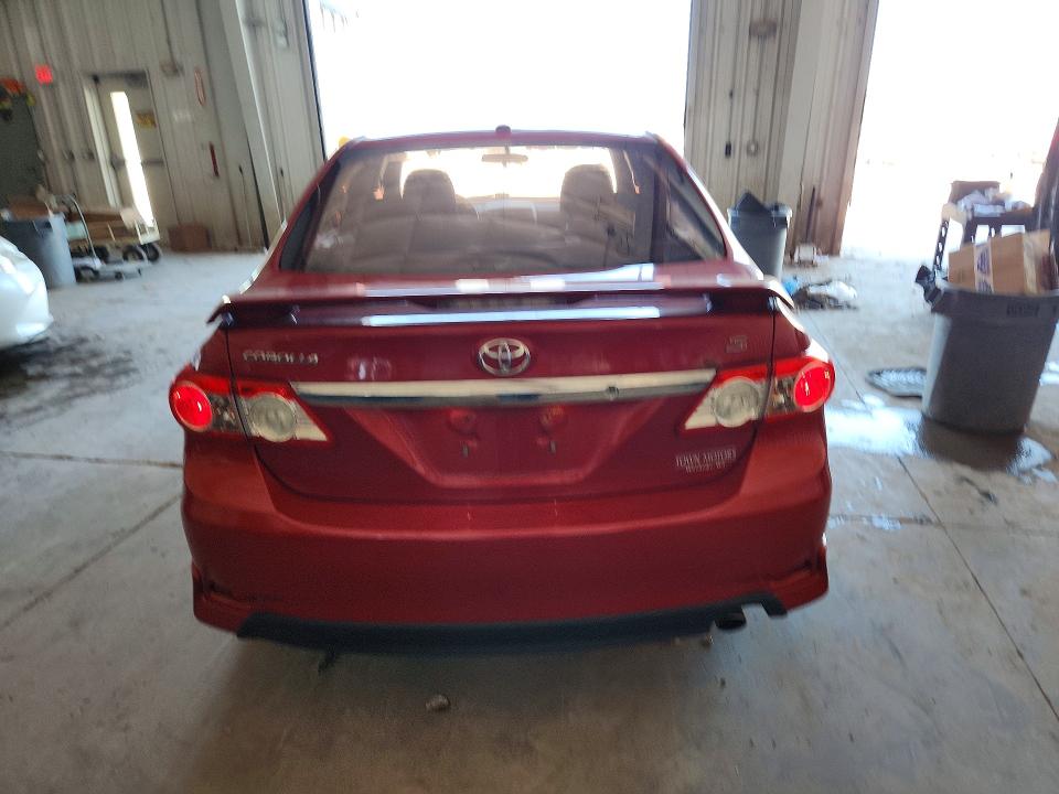 61068416 :رقم المزاد ، 2T1BU4EE0BC665532 vin ، 2011 Toyota Corolla مزاد بيع