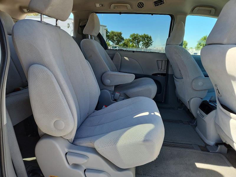 Продаж на аукціоні авто 2013 Toyota Sienna, vin: 5TDJK3DC3DS050866, номер лоту: 61865156