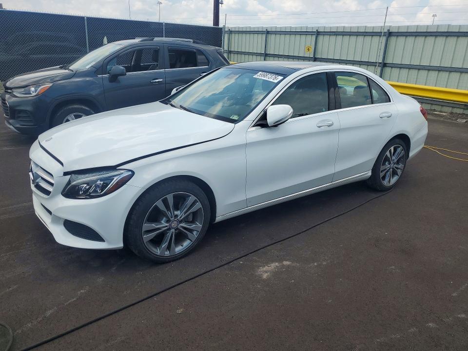 59987376 :رقم المزاد ، 55SWF4KB5FU003743 vin ، 2015 Mercedes-benz C مزاد بيع