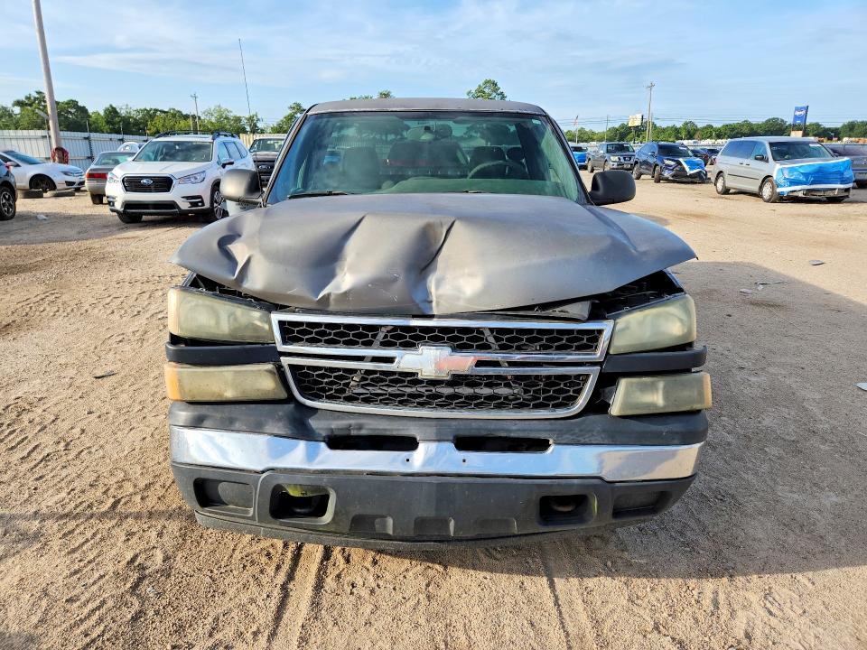 Продажа на аукционе авто 2006 Chevrolet Silverado, vin: 1GCEC14V16E148985, номер лота: 61199606