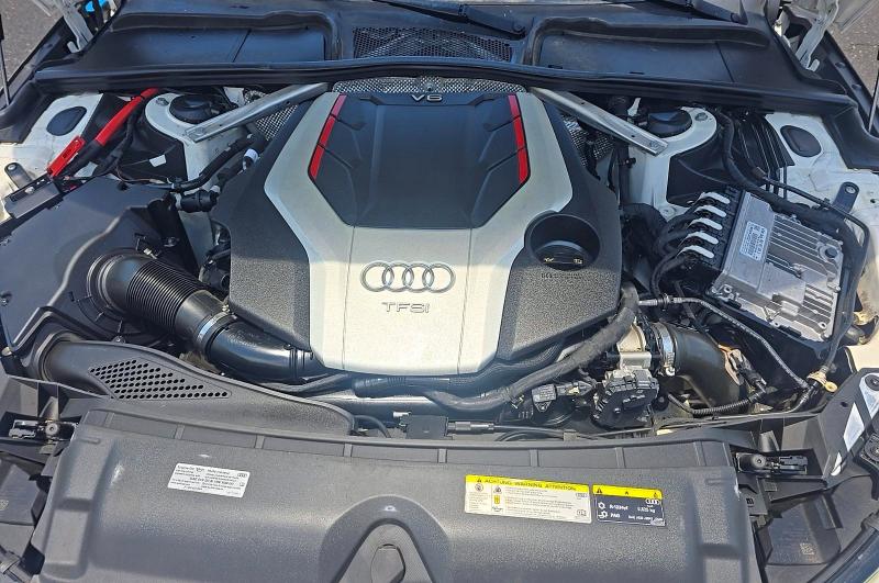 Продажа на аукционе авто 2019 Audi S4, vin: WAUC4AF41KA053138, номер лота: 61753896