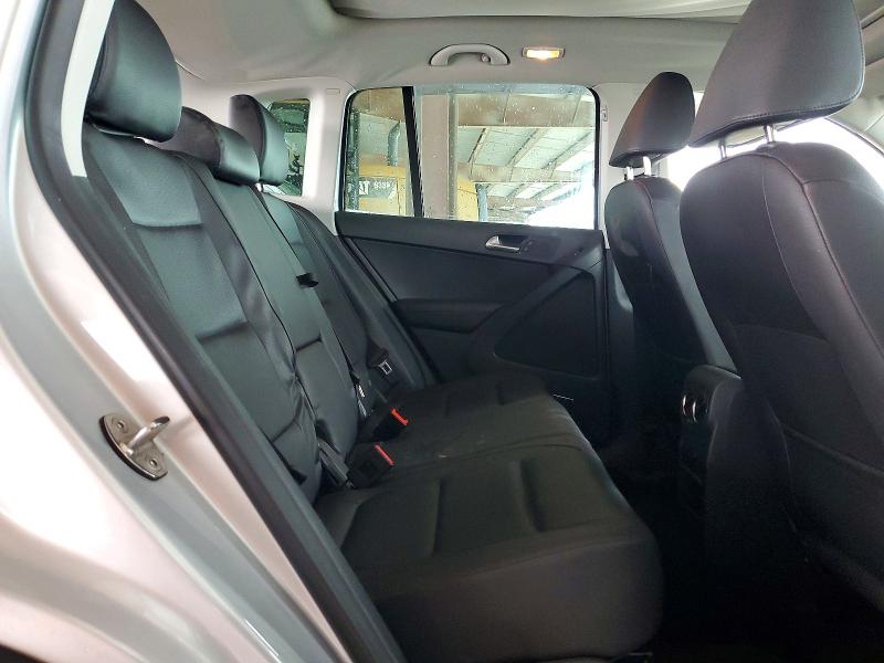 2014 Volkswagen Tiguan მანქანა იყიდება აუქციონზე, vin: WVGAV3AX0EW587805, აუქციონის ნომერი: 60421956