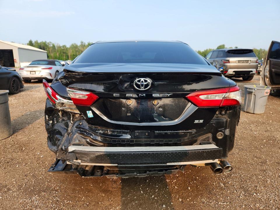 60155876 :رقم المزاد ، 4T1B11HK6KU227556 vin ، 2019 Toyota Camry مزاد بيع