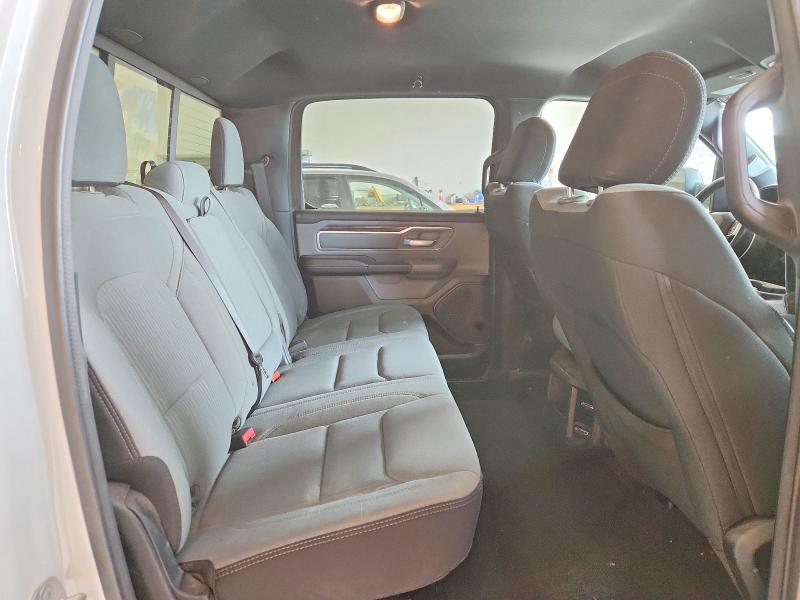 61105076 :رقم المزاد ، 1C6SRFFTXNN466846 vin ، 2022 Ram 1500 مزاد بيع