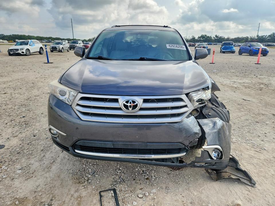 Продажа на аукционе авто 2012 Toyota Highlander, vin: 5TDYK3EH6CS057401, номер лота: 62656206