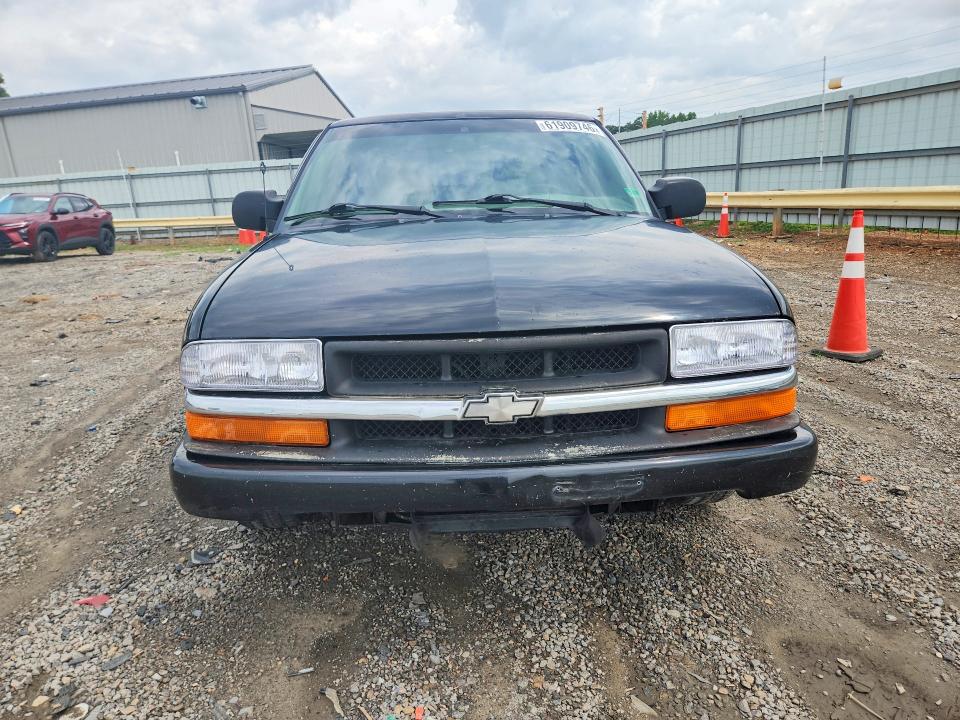 61909746 :رقم المزاد ، 1GCCS14H438123321 vin ، 2003 Chevrolet S Truck مزاد بيع