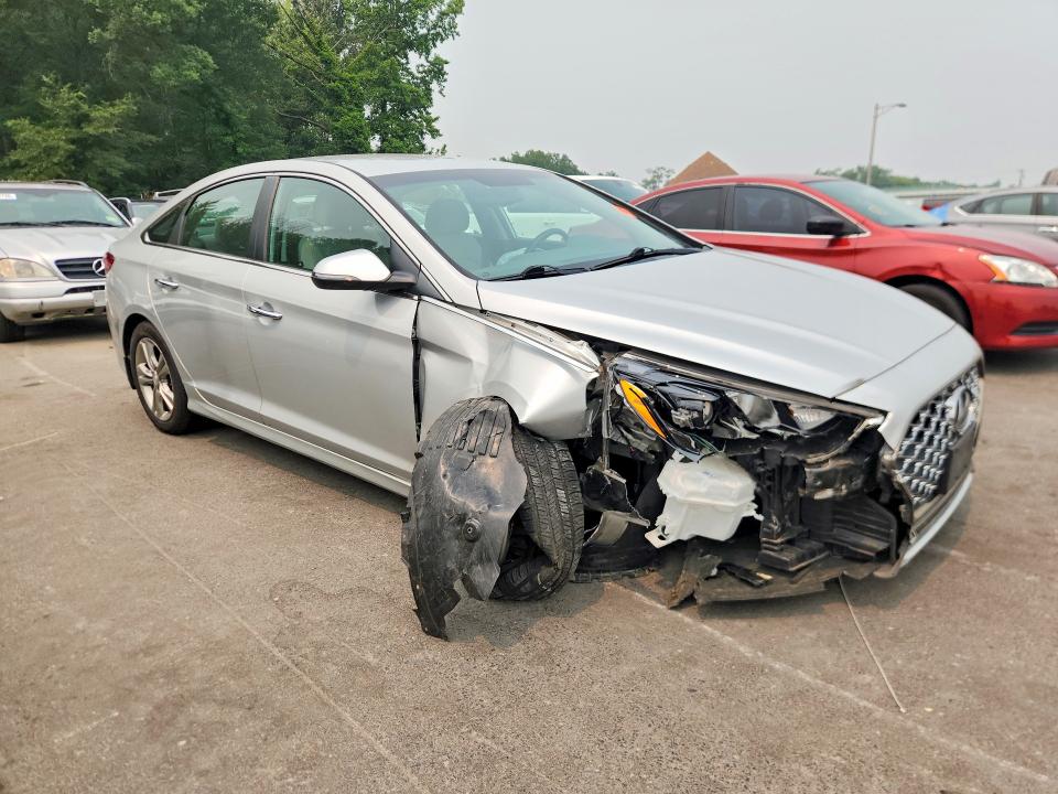 Продаж на аукціоні авто 2019 Hyundai Sonata, vin: 5NPE34AF9KH804715, номер лоту: 61543016