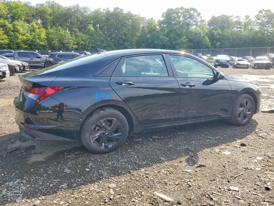 61586906 :رقم المزاد ، 5NPLM4AG4PH110339 vin ، 2023 Hyundai Elantra مزاد بيع