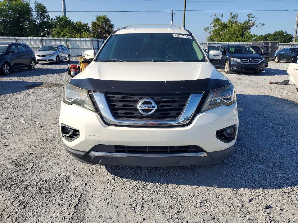 62567836 :رقم المزاد ، 5N1DR2MN1JC668894 vin ، 2018 Nissan Pathfinder مزاد بيع