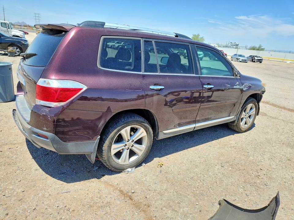 Продажа на аукционе авто 2013 Toyota Highlander, vin: 5TDDK3EH5DS233001, номер лота: 62880056
