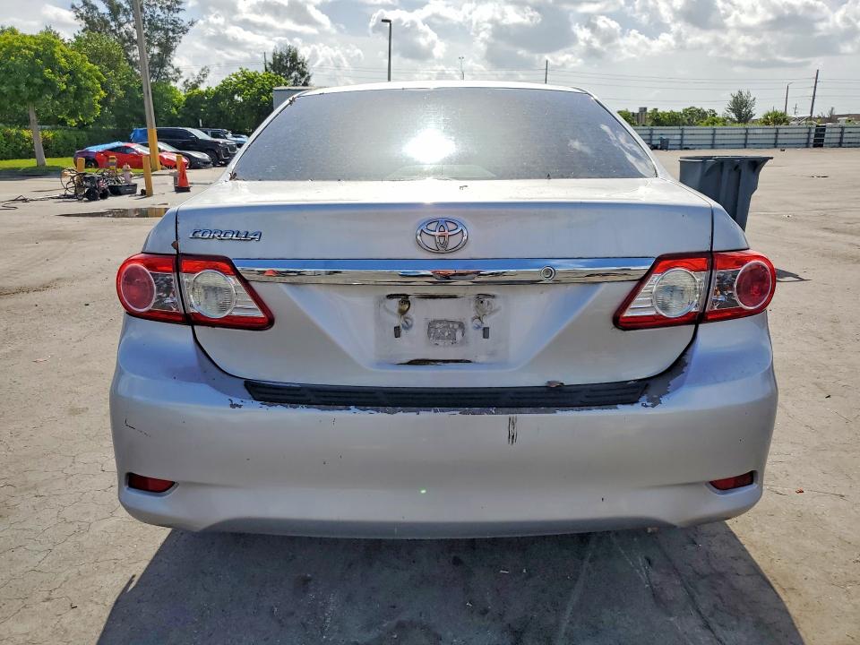 61845636 :رقم المزاد ، 2T1BU4EE3CC908512 vin ، 2012 Toyota Corolla مزاد بيع
