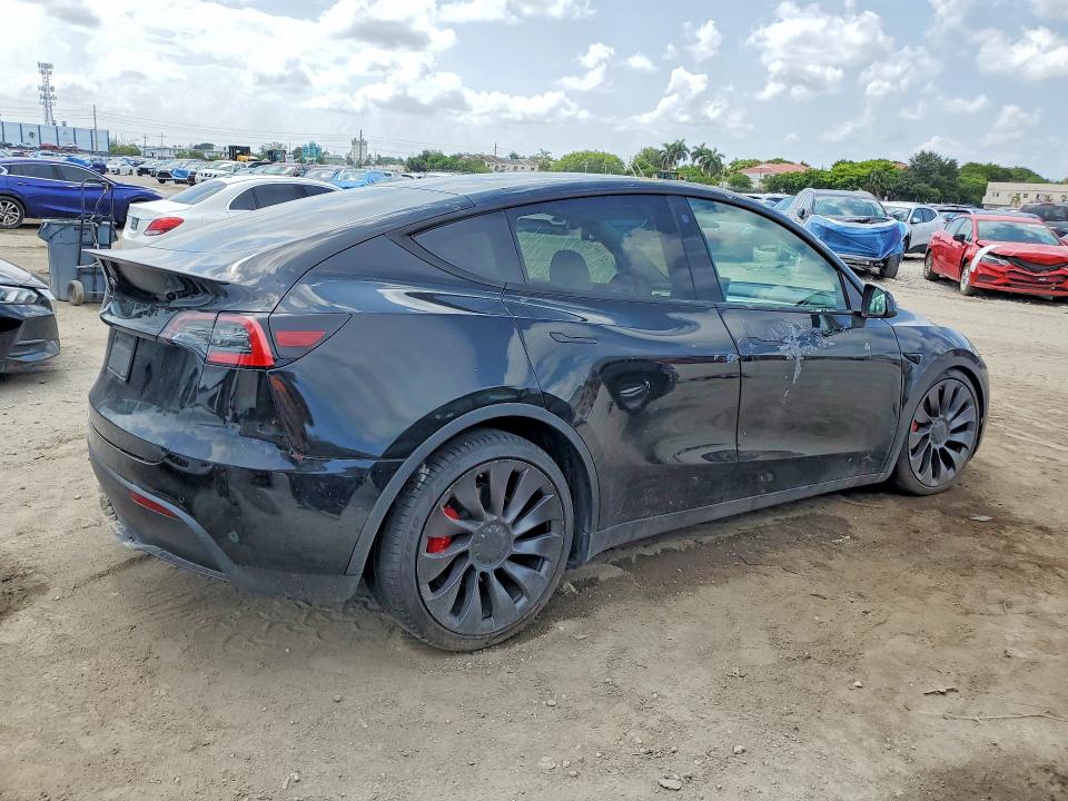 62419816 :رقم المزاد ، 5YJYGDEF9MF089156 vin ، 2021 Tesla Model Y مزاد بيع
