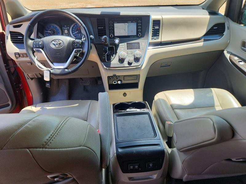 62683376 :رقم المزاد ، 5TDYZ3DC8KS989602 vin ، 2019 Toyota Sienna مزاد بيع
