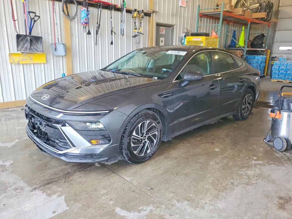 Auction sale of the 2026 Hyundai Sonata Hybrid, vin: KMHL24JJ3TA168005, lot number: 62034196