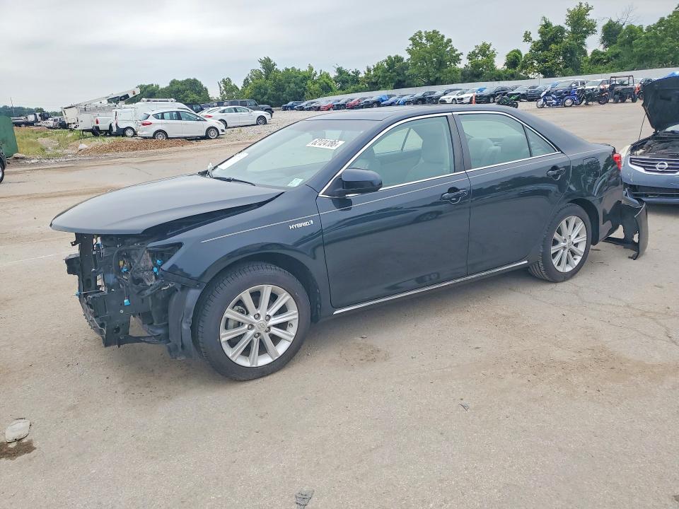 62124186 :رقم المزاد ، 4T1BD1FKXCU040686 vin ، 2012 Toyota Camry Hybrid مزاد بيع