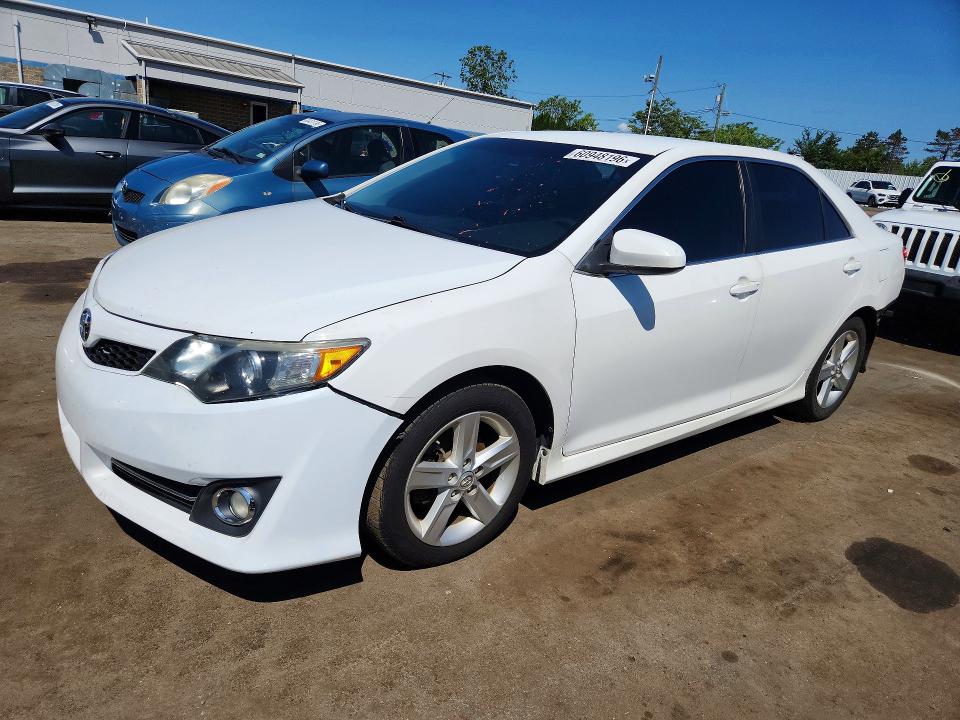 Auction sale of the 2014 Toyota Camry, vin: 4T1BF1FK0EU782477, lot number: 60948196